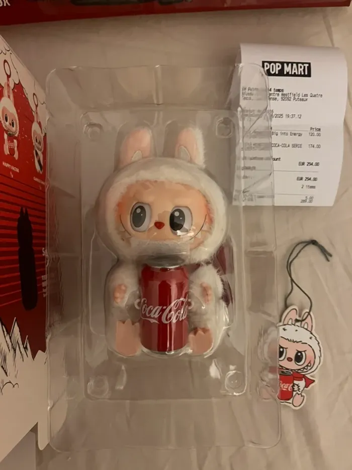 Labubu pop Mart coca canette - photo numéro 3