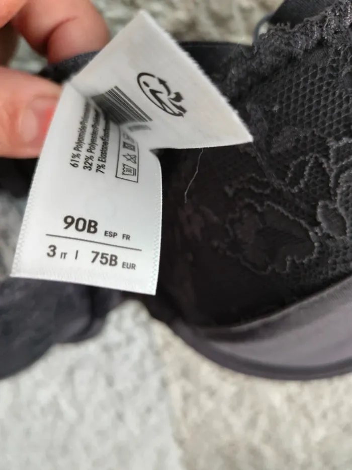 Soutien gorge rembourré neuf noir T 90 - photo numéro 6