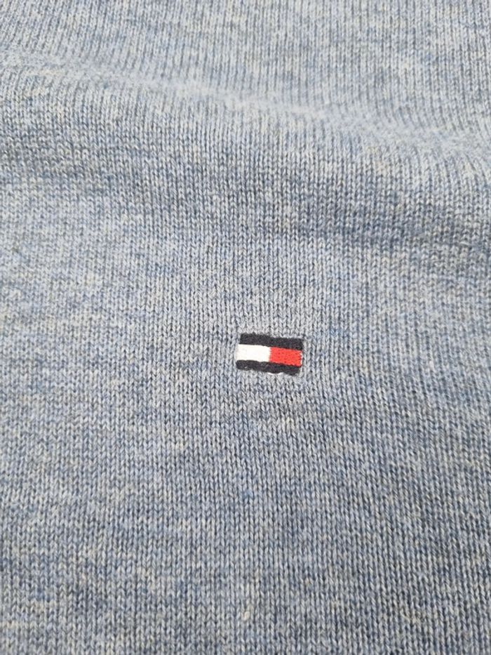 Pull col V Tommy Hilfiger bleu clair – Taille XL Homme - photo numéro 5