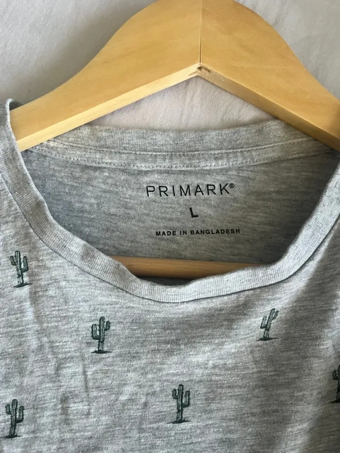 🔹 T-shirt Gris Motif Cactus – Primark 🔹 - photo numéro 3