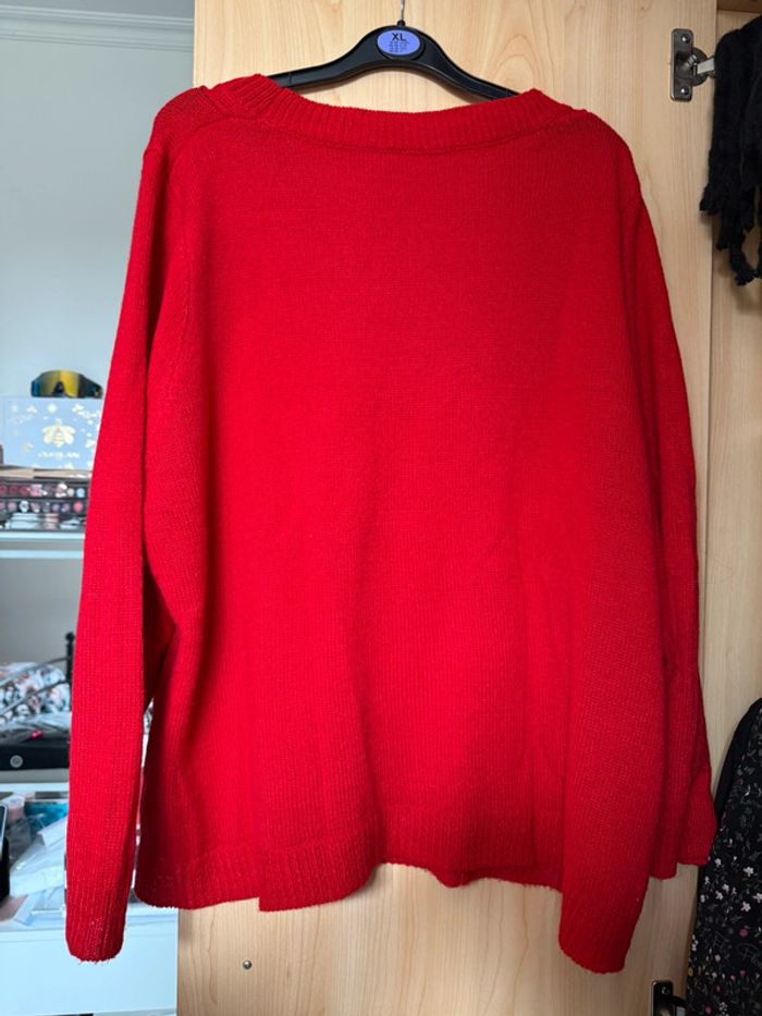 Pull rouge - photo numéro 4