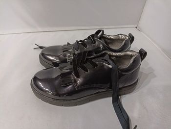 Chaussures vernies taille 33