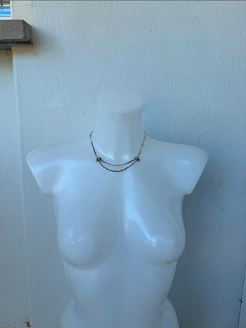 Collier argenté vintage avec pierre