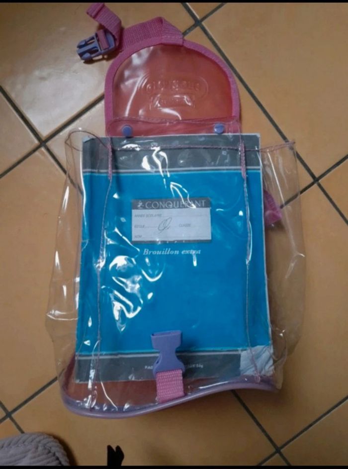 Petit sac à dos en plastique transparent et rose - photo numéro 3