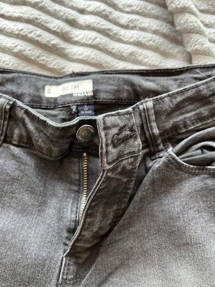 Pantalon noir/gris Kiabi - photo numéro 3