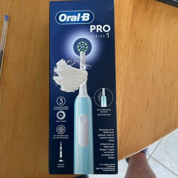 Brosse à dents électrique pro séries 1 neuve