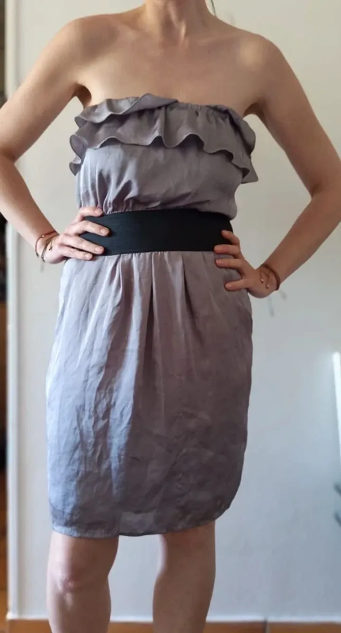 Robe Naf Naf cintrée 🔸 T 36 🔄