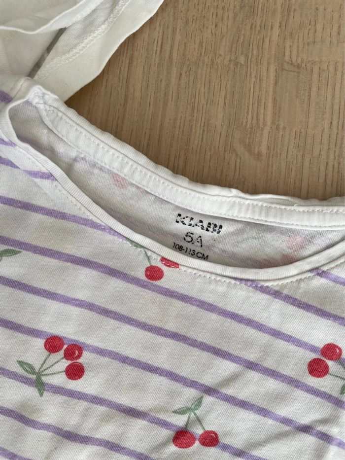 Lot de 2 t shirts fille 5 ans blanc et marinière lila cerises - photo numéro 2