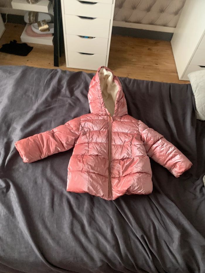 Très jolie manteau bébé fille hiver