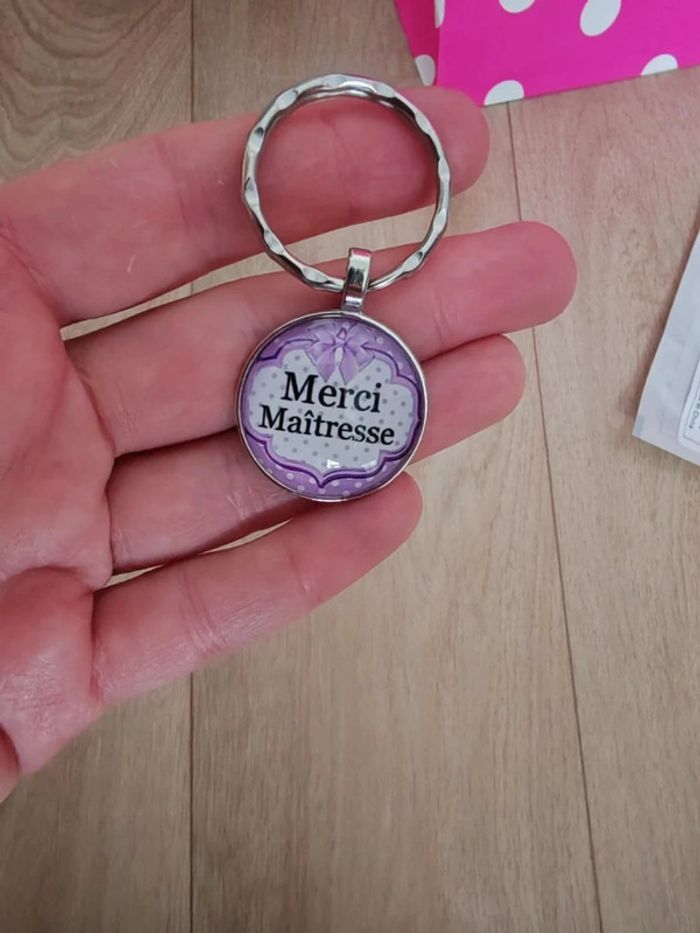 Cadeau merci maitresse - photo numéro 3