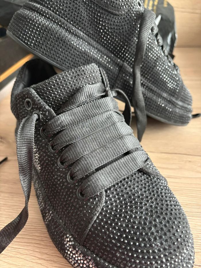 Baskets neuves Shein noires strass – Taille 36 - photo numéro 2