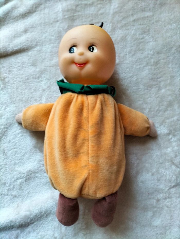 Poupée orange - photo numéro 2
