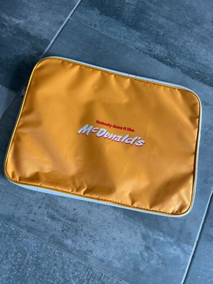 Pochette PC mcdonalds