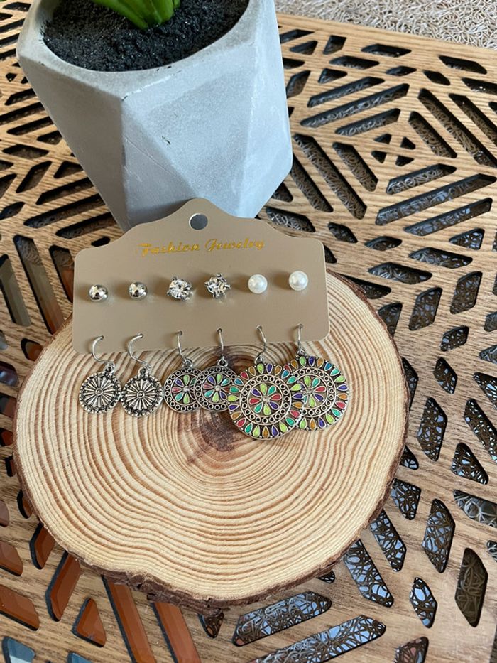 Lot boucles d’oreilles - photo numéro 2