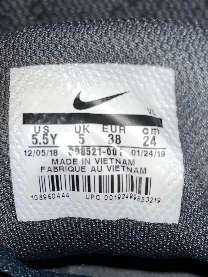 Baskets Nike noires, taille 38 - photo numéro 5