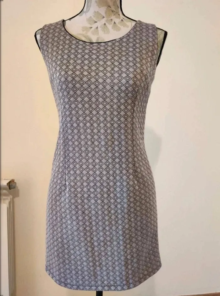 Robe fourreau  marron  gris  / noir 36 - photo numéro 2