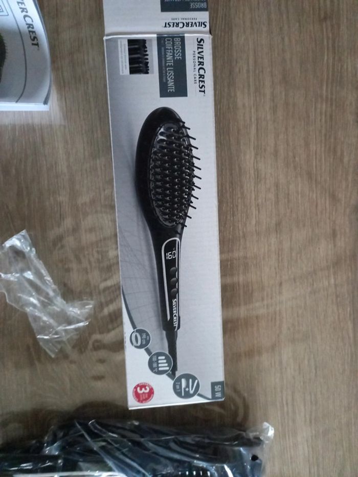 Brosse coiffante lissante