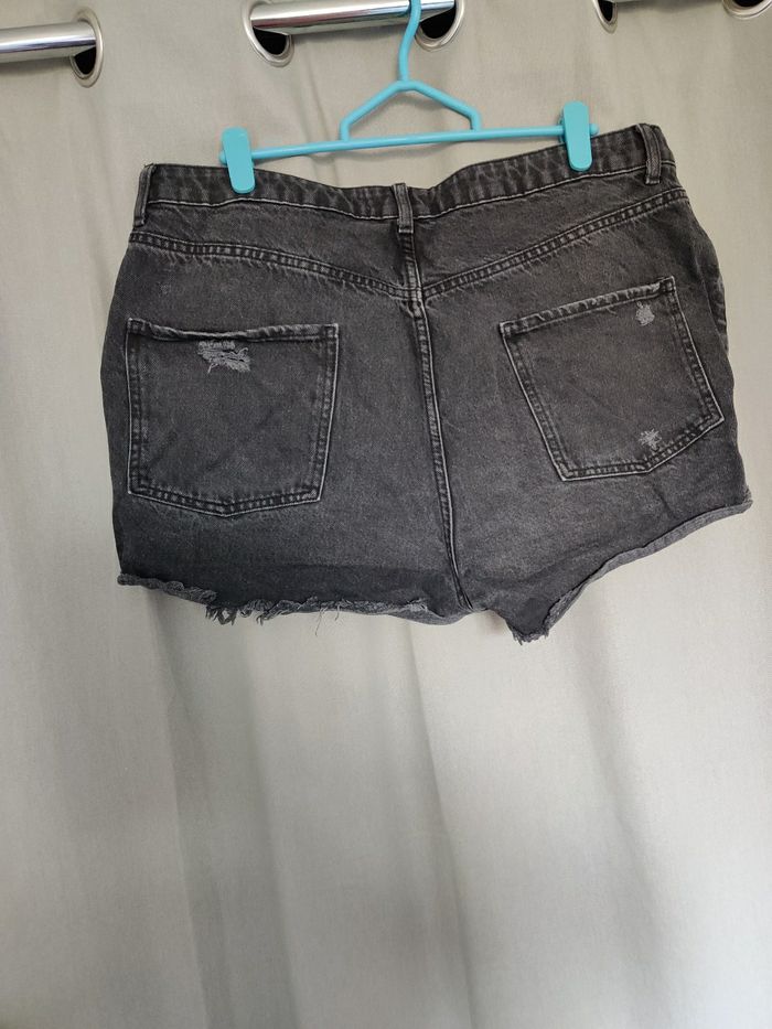 Short - photo numéro 2