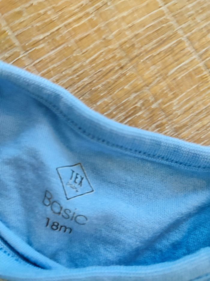 Lot 9 vêtements 18 mois - photo numéro 7