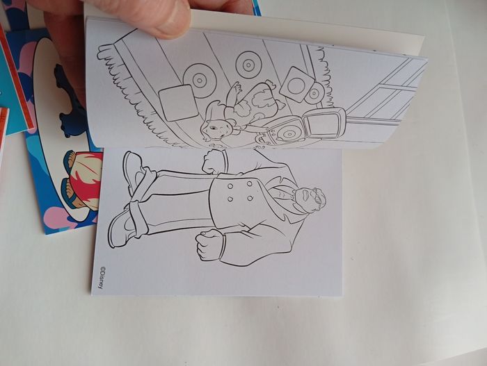 6 Mini coloriages a distribuer pour anniversaire stitch - photo numéro 4