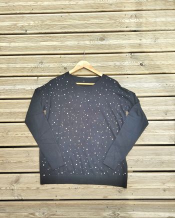 Pull noir avec strass imitation cachemire – Taille 3 – Neuf sans étiquette