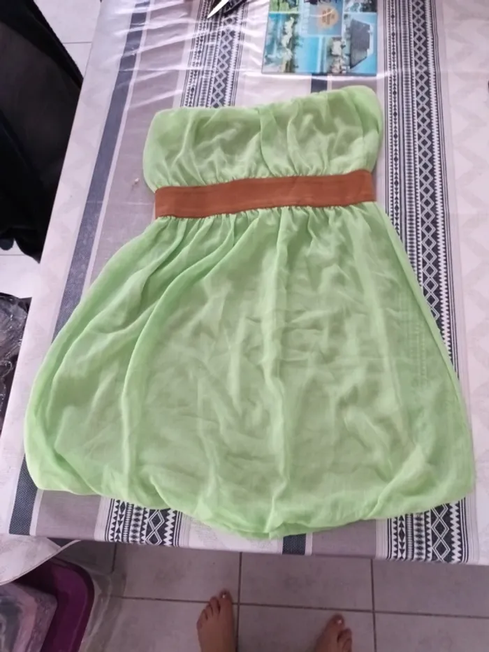Robe bustier vert fluo - photo numéro 3