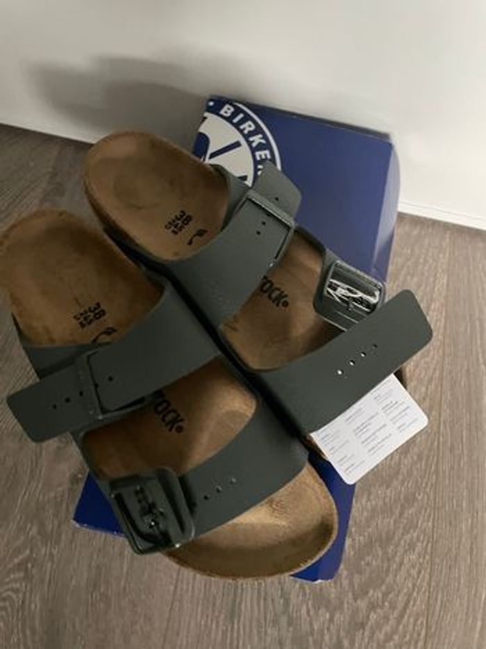 Chaussures sandales de la marque Birkenstock pointure 38 modèle Arizona kids - photo numéro 5