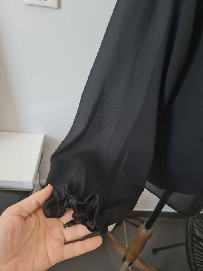 Belle blouse noire - photo numéro 3