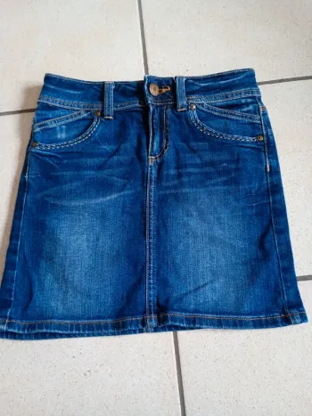 Mini jupe taille 34 🔁