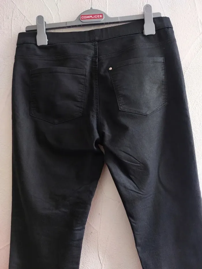 Pantalon noir Taille 42 - photo numéro 5