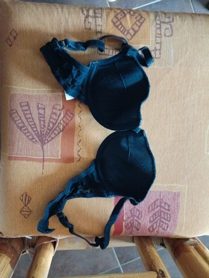 Soutien-gorge - photo numéro 2