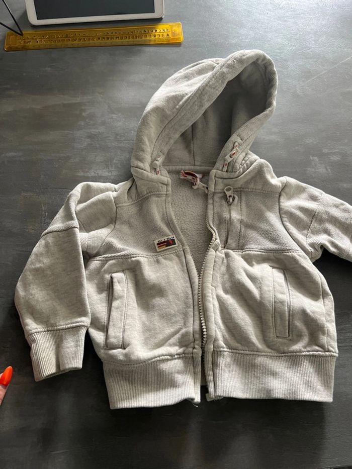 Veste à capuche