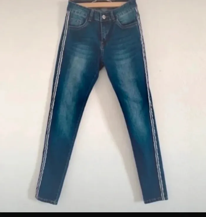 Jeans skinny 36 neuf - photo numéro 4