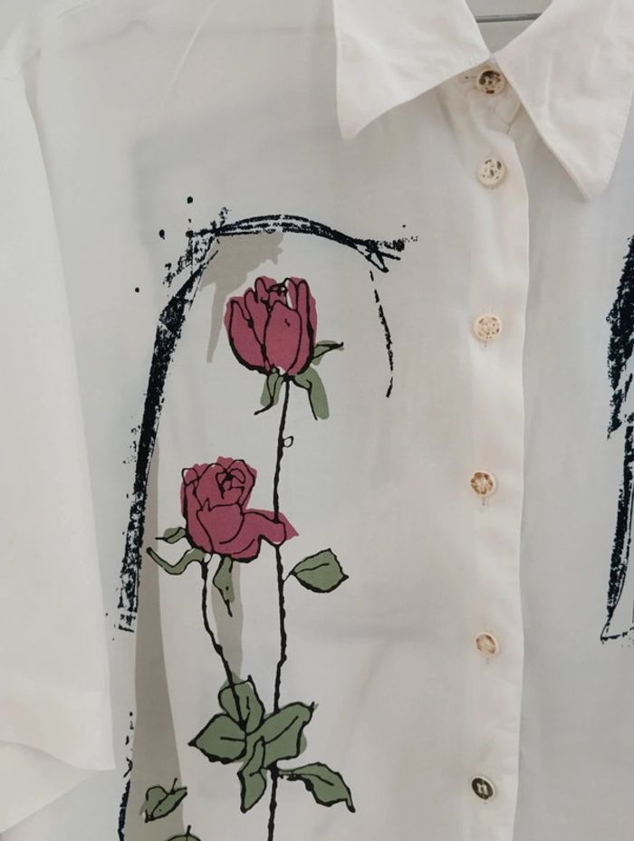Chemise vintage longue
100 % viscose,
Imprimé style tableau fleuri, - photo numéro 8