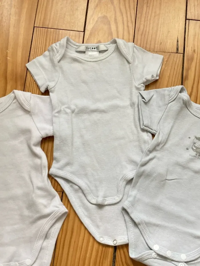 Lot de 3 bodys manches courtes blanc mixtes - photo numéro 3