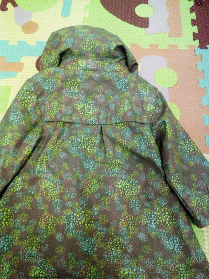 Coupe-vent ou imperméable multicolore en 18 mois - photo numéro 8