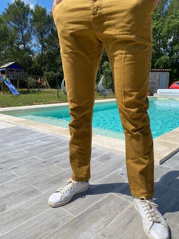 Jean moutarde Bershka 40 homme