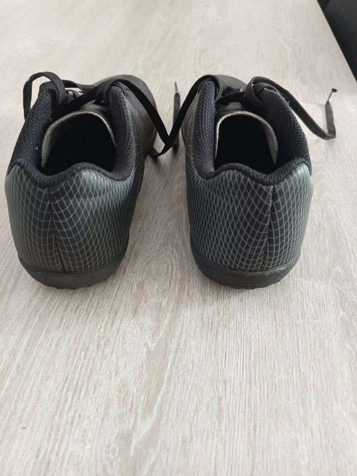 Chaussures futsal - photo numéro 3