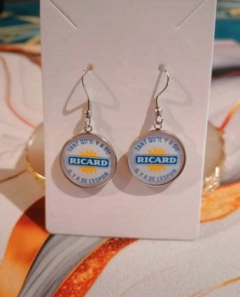 Boucle d'oreille Ricard