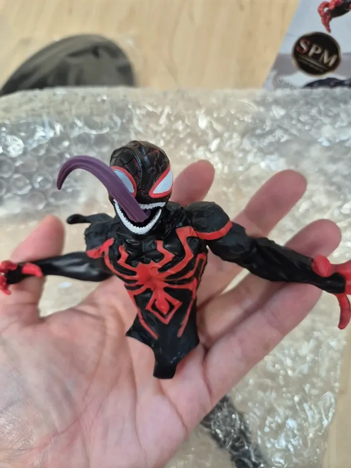 Figurine Marvel Spider-Man Maximum Venom : Miles Morales - photo numéro 9