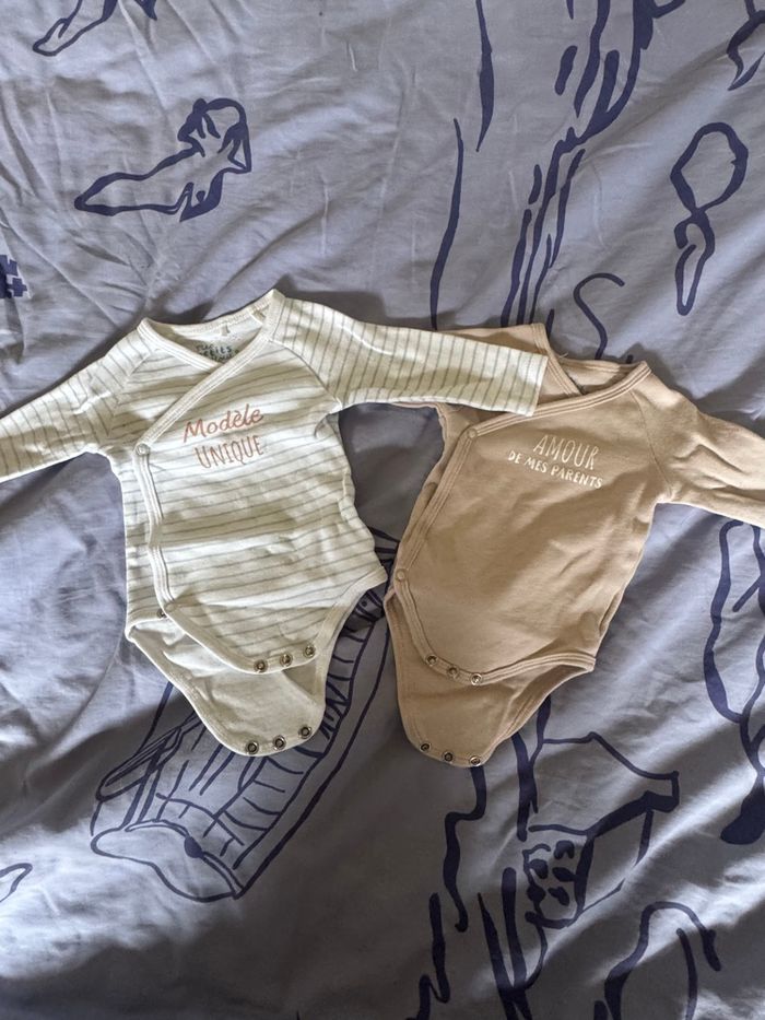 Lot de 2 bodies taille 3 mois - photo numéro 2