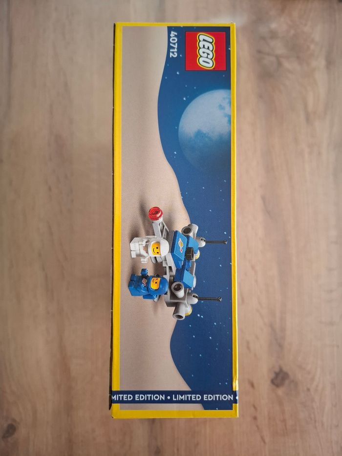 LEGO GWP 40712 - La micro base de lancement de fusée - photo numéro 4