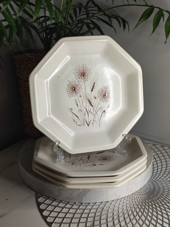 Assiettes plates tiffani