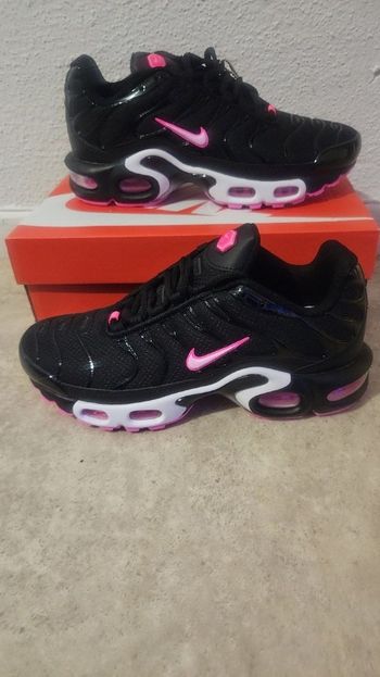 Basket nike tn neuf