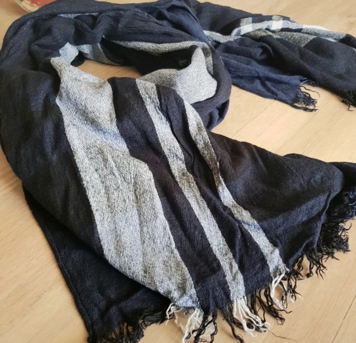 Écharpe foulard - photo numéro 2