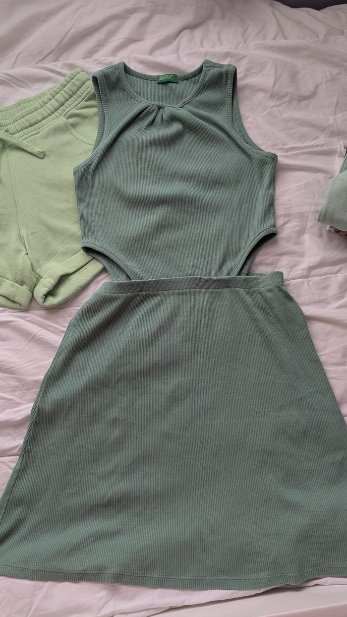 Lot vêtements fille Benetton - photo numéro 8