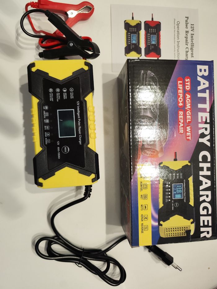 Chargeur de batterie intelligent 12v  4ah->100ah