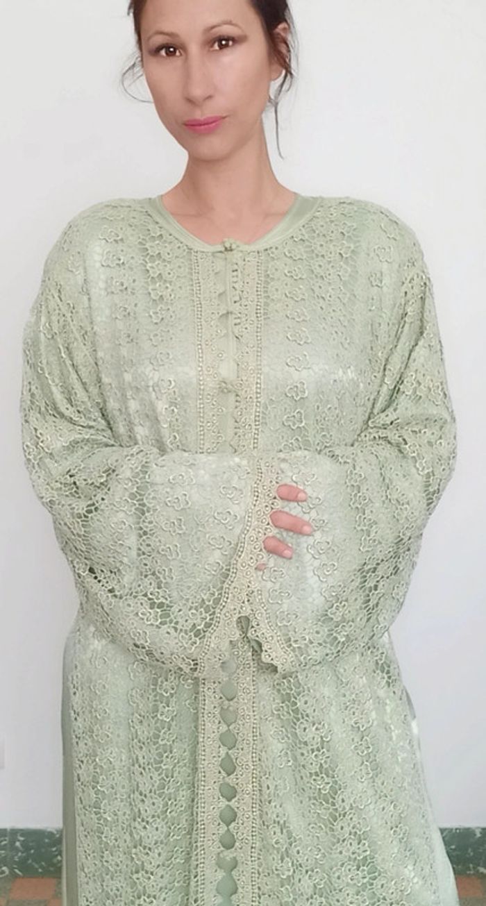 Robe cérémonie / caftan - photo numéro 3