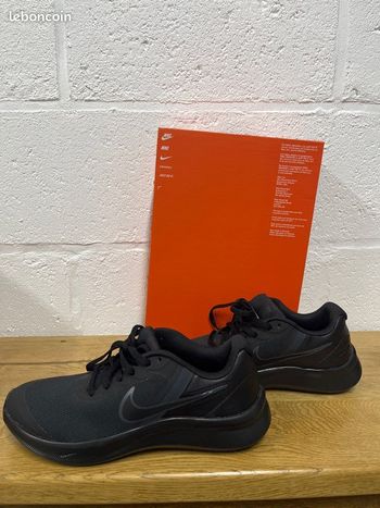 Basket Nike Neuve 37.5