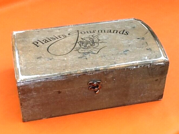 Coffret bombé Bois cérusé Fermoir laiton - photo numéro 9